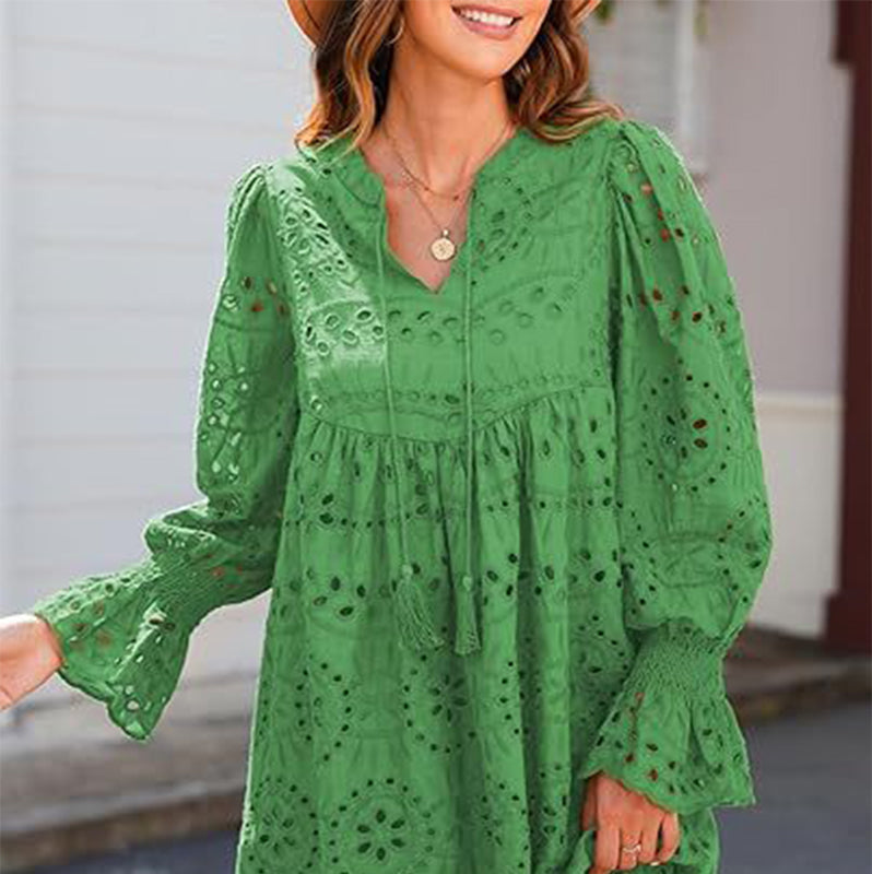 💥Hot Sale🌿Women's V-Neck Lace-Up Hollow-Out Dress with Flared Sleeves