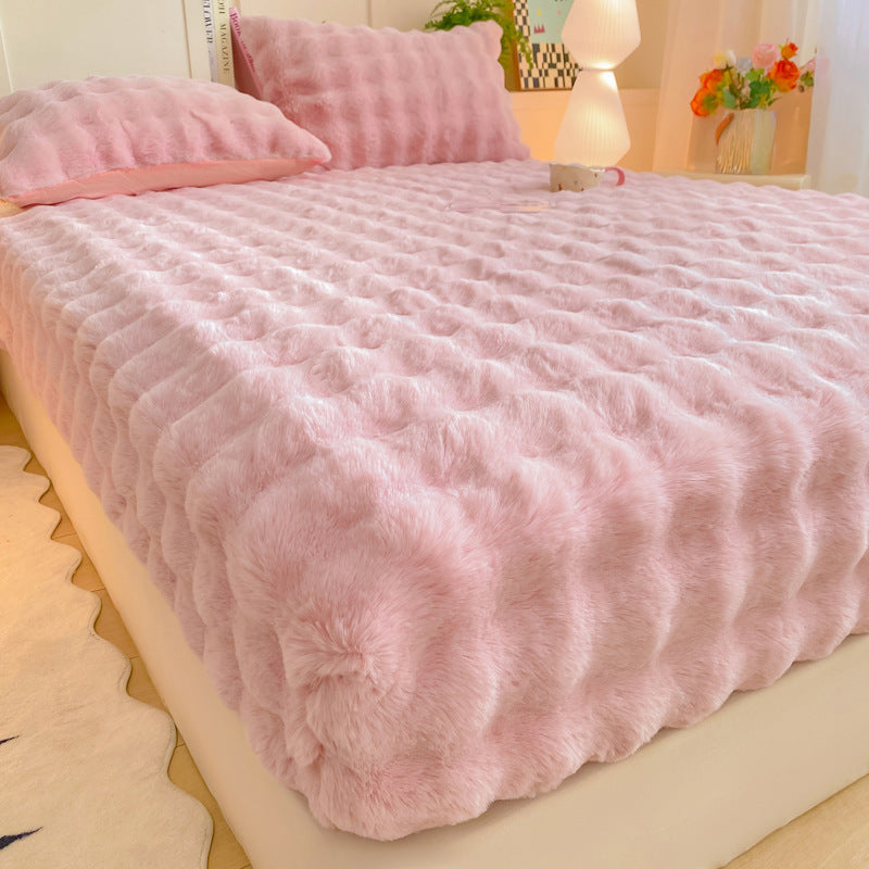 📢📢50% OFF !!🛏Soft Rabbit Plush and Milk Velvet Fitted Sheet Mattress Cover Dustproof Mattress Protector